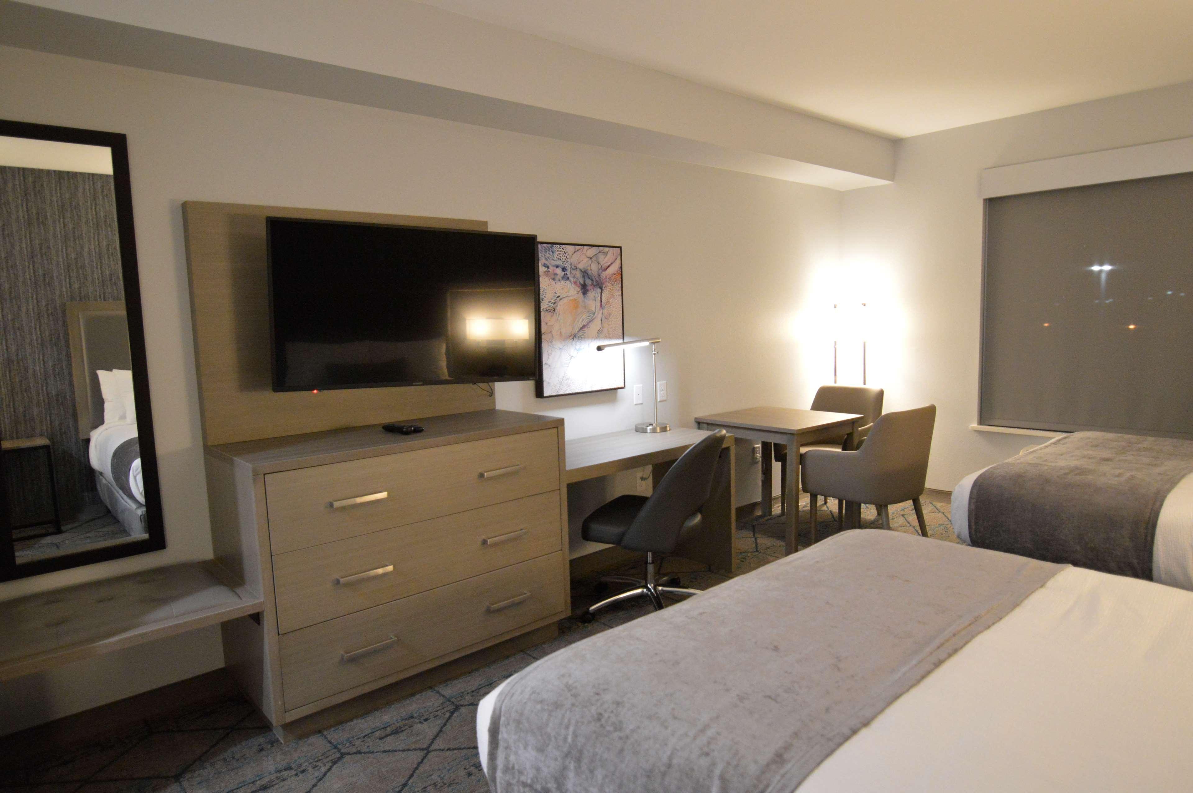 Best Western Plus Executive Residency Oklahoma City I-35 Екстериор снимка