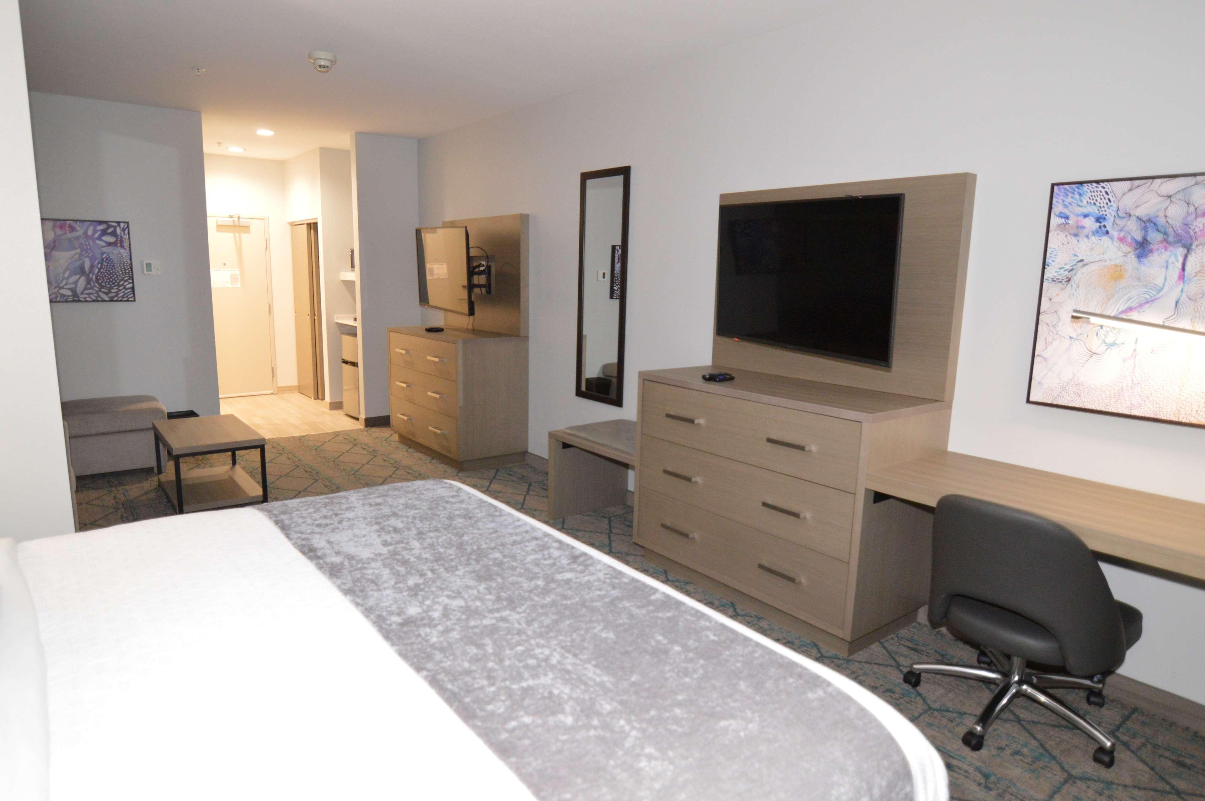 Best Western Plus Executive Residency Oklahoma City I-35 Екстериор снимка