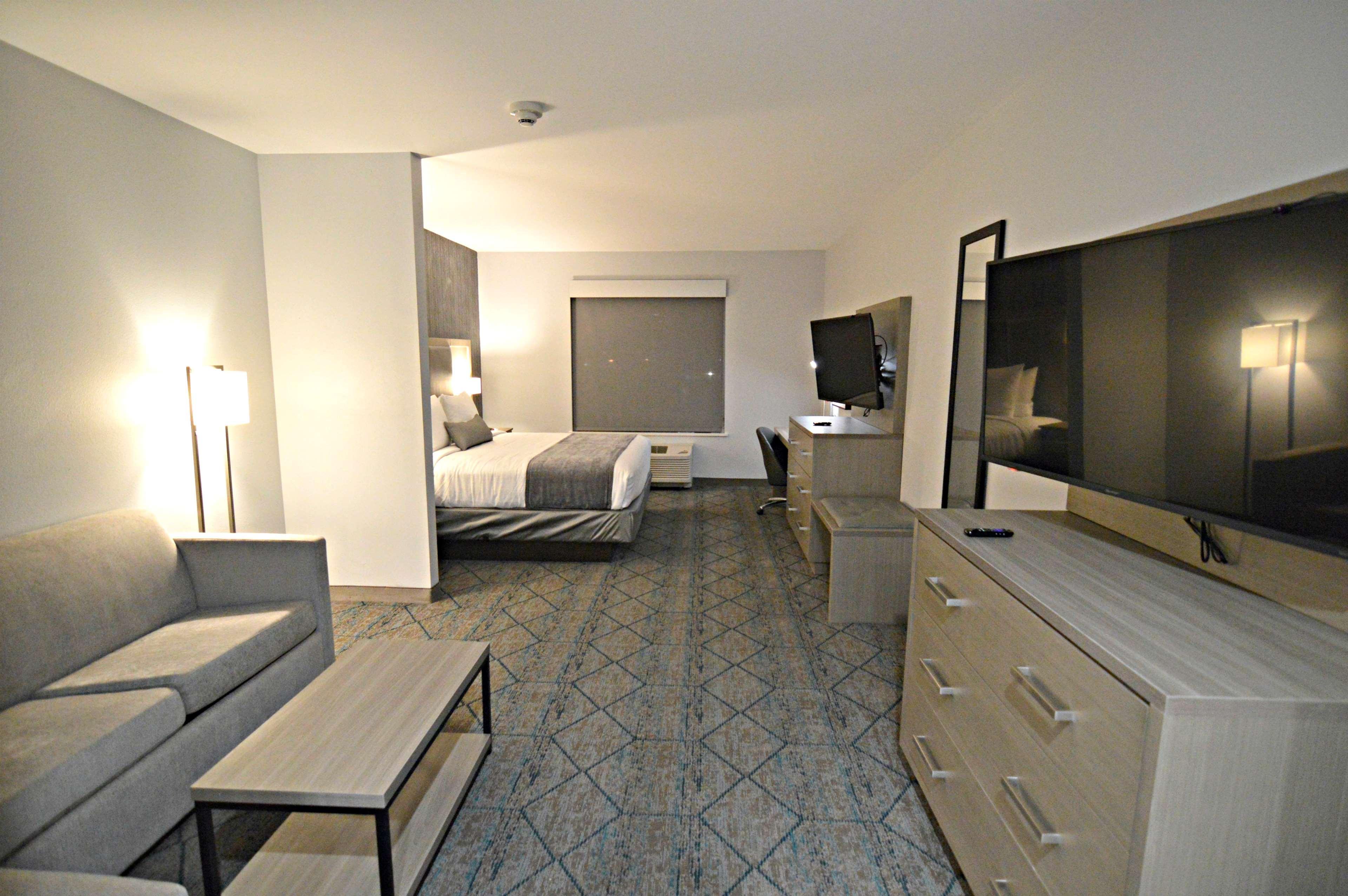Best Western Plus Executive Residency Oklahoma City I-35 Екстериор снимка